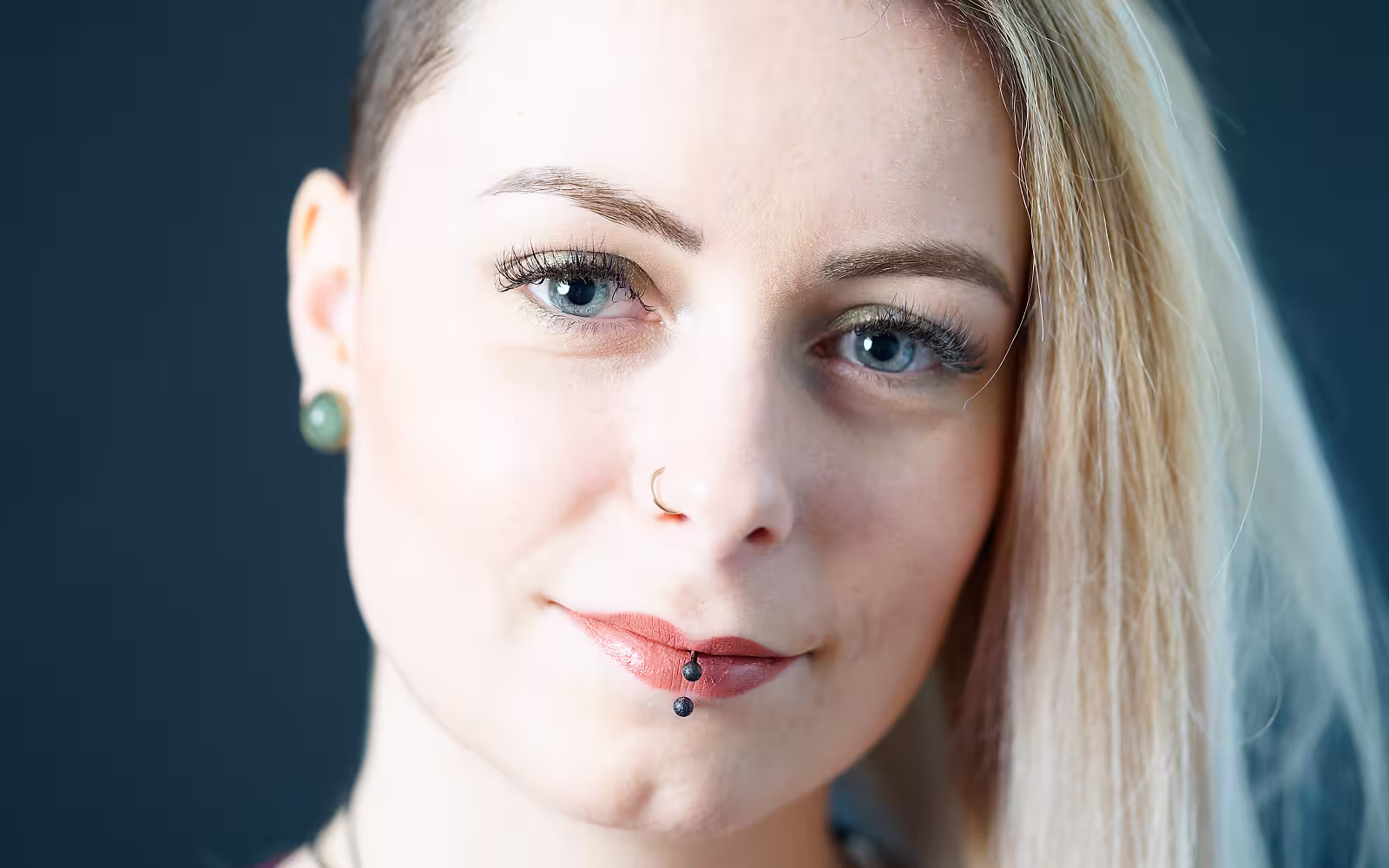 Lilos Headshot-Session